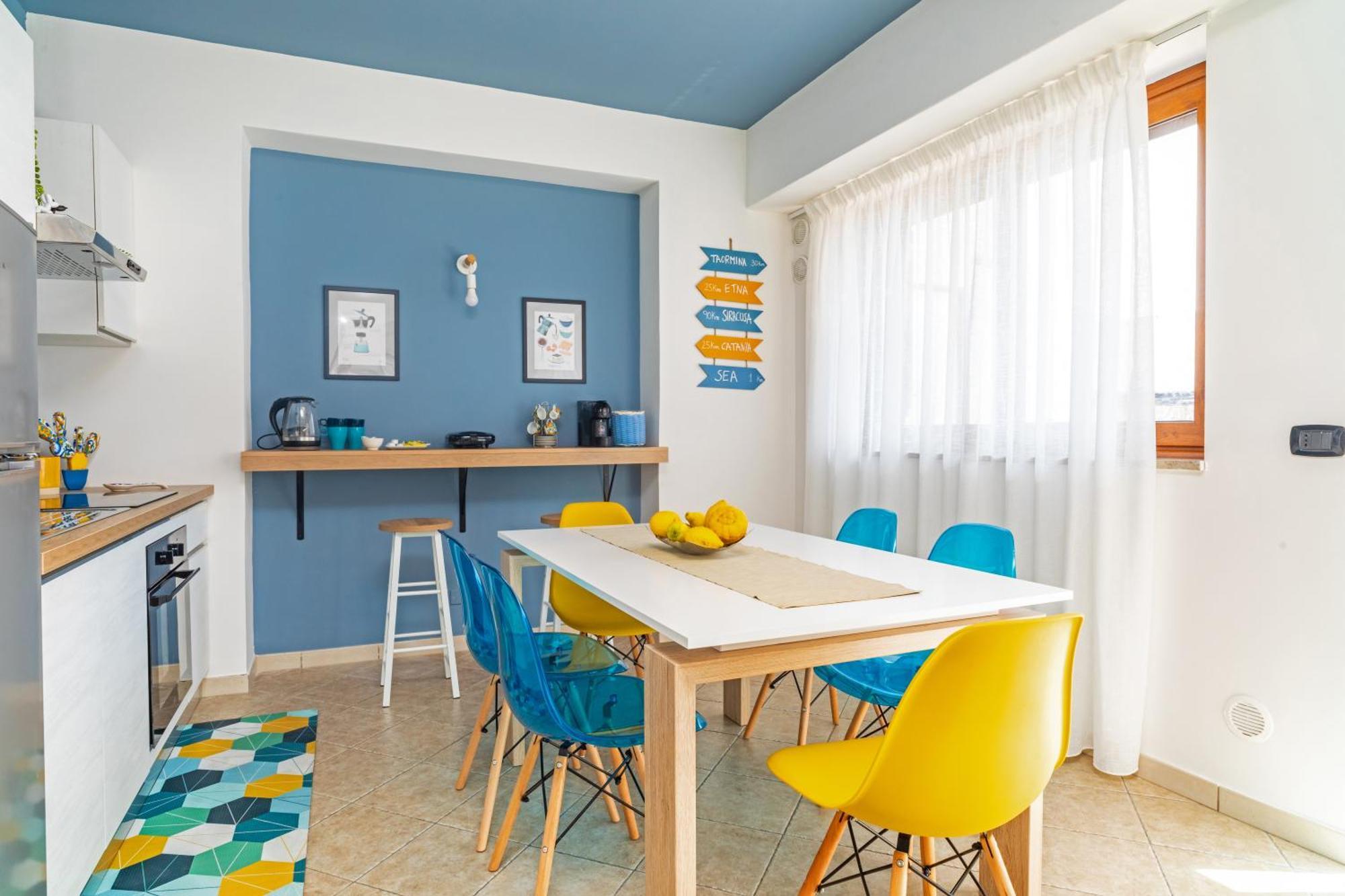 Mela Your Between Sea And Etna Holiday home *
